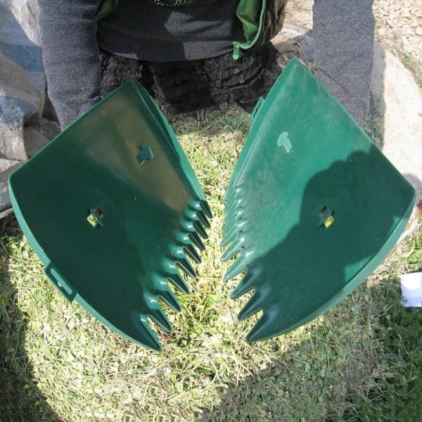 Garden Cleaning Leaves Grabber - Image 2