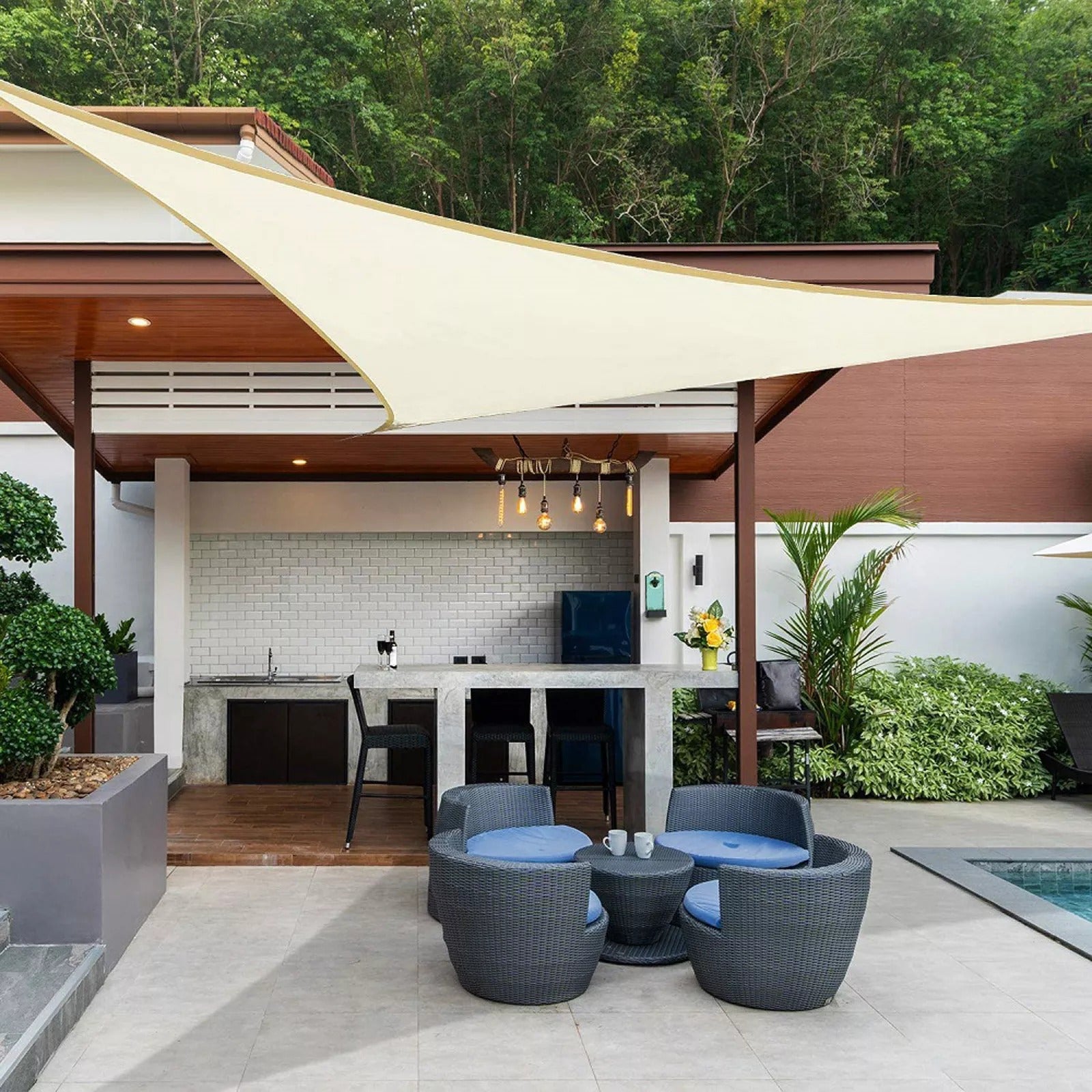 Triangle Sunshade Protection
