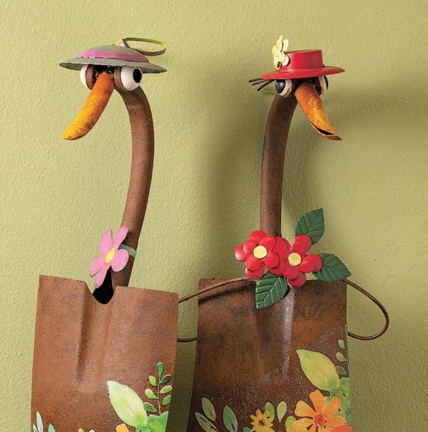 Adorable Garden Ducks Art Decoration - Image 2