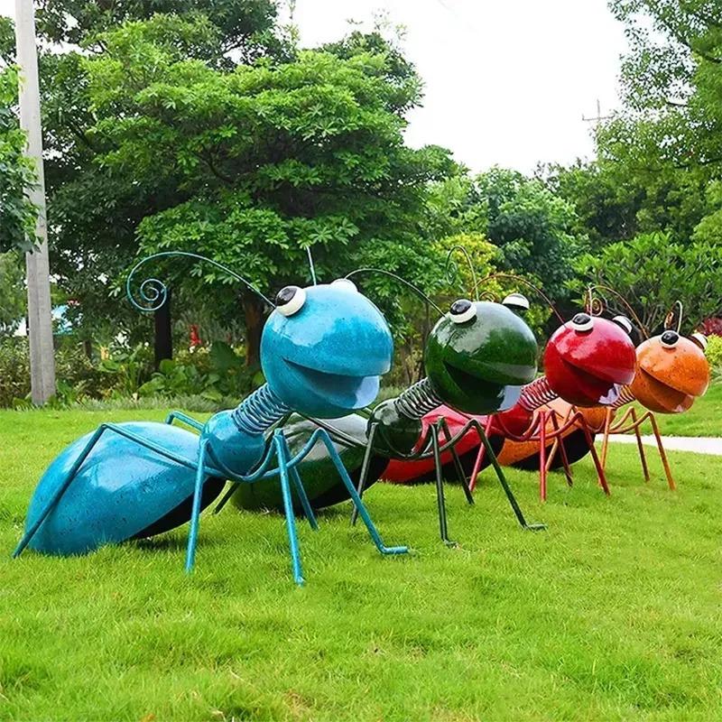 Garden/Yard Decoration Ant