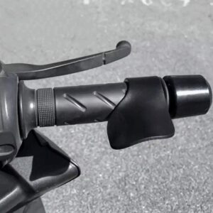 Motorcycle Throttle Handlebar Assistant