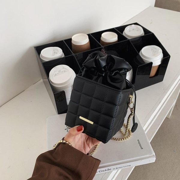 2022 NEW Women's Fashion Quilted Drawstring Bucket Bag - Image 2