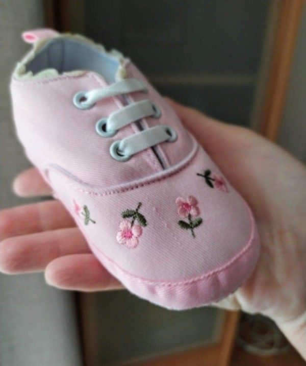 Baby Girl Lace Floral Embroidered Soft Sneakers - Image 3