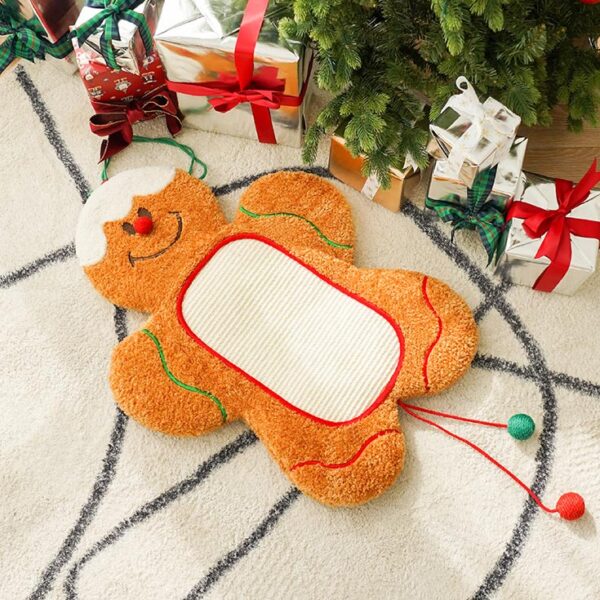 gingerbread man cat scratching mat 4