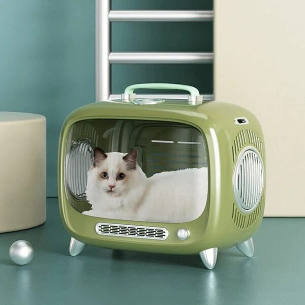 tv shape capsule cat carrier 2
