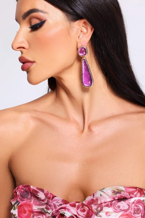 nickisha teardrop shaped earrings 2