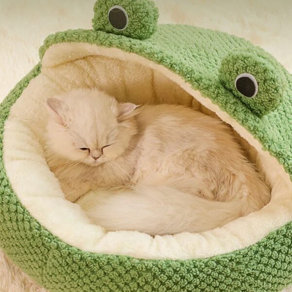 adorable frog shape wrapped pet bed cat cave 2