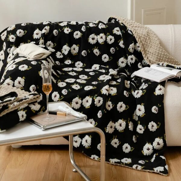 romantic jacquard fleece warm human pet throw blanket 3
