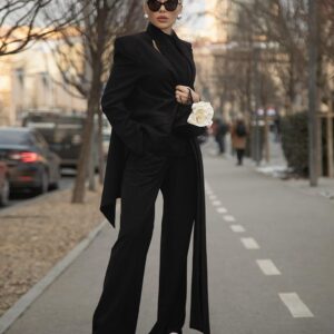 laureta black two piece set 11