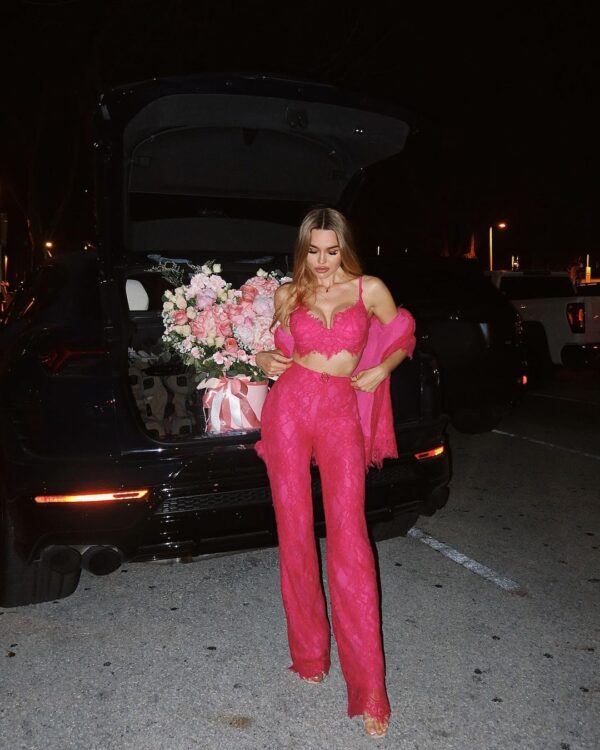 vonetta three piece set in pink 16