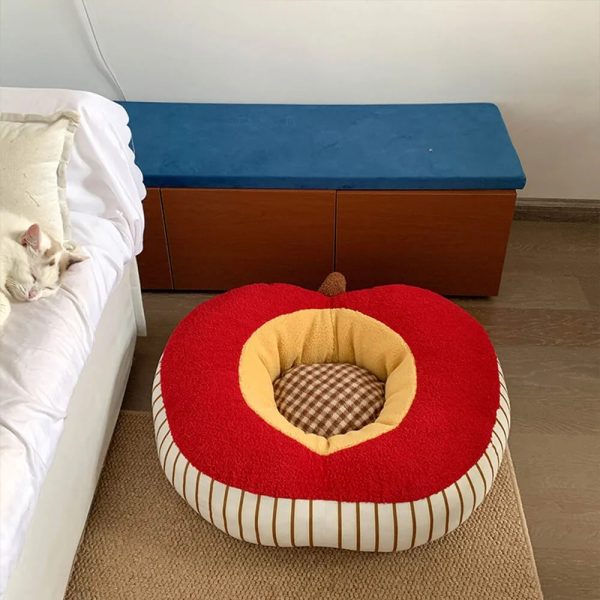 apple shaped soft plush washable cozy dog & cat bed 13