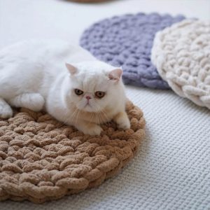 handwoven chunky knit soft round pet bed mat 11