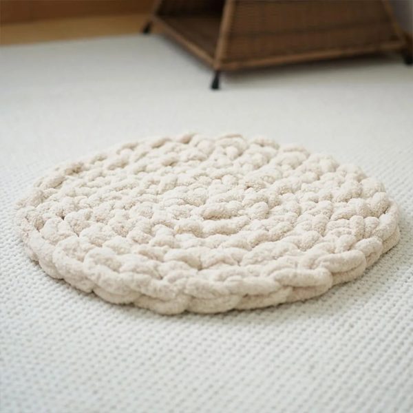 handwoven chunky knit soft round pet bed mat 20