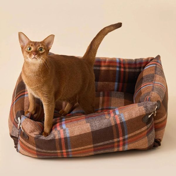 plaid expandable soft reversible with toggle button dog & cat bed 12