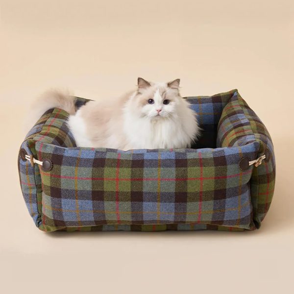 plaid expandable soft reversible with toggle button dog & cat bed 16