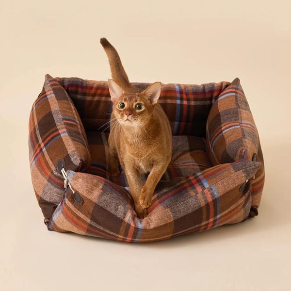 plaid expandable soft reversible with toggle button dog & cat bed 25