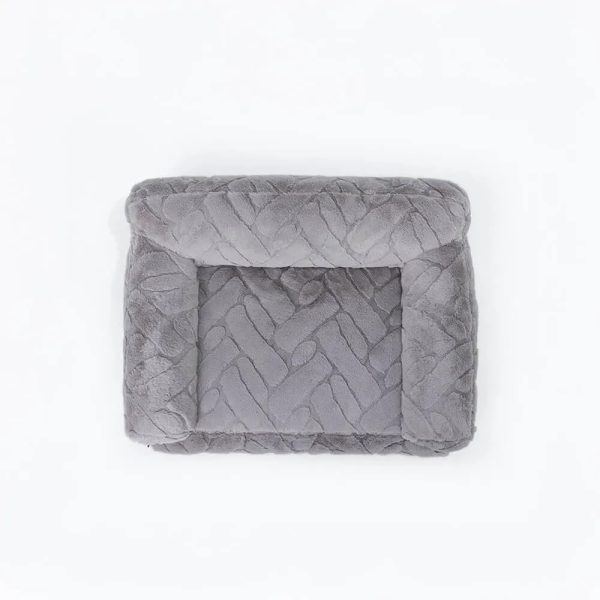 ultra soft faux rabbit fur jacquard warm dog & cat bed 20