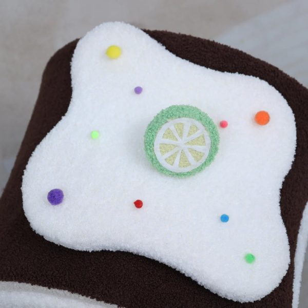 choco swiss roll cat cave 19