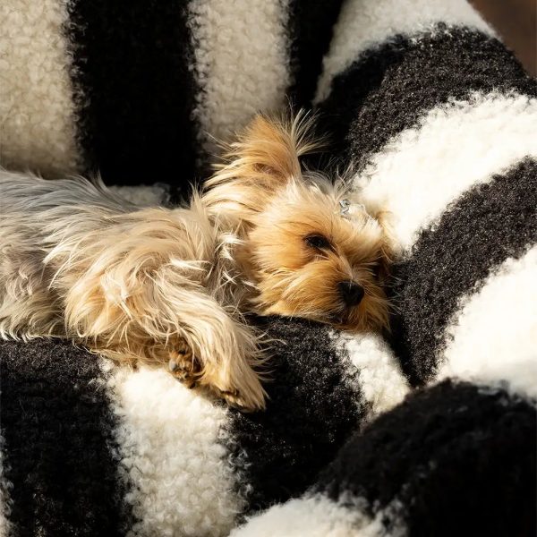 black & white stripe faux lambs wool soft dog & cat sofa bed 13