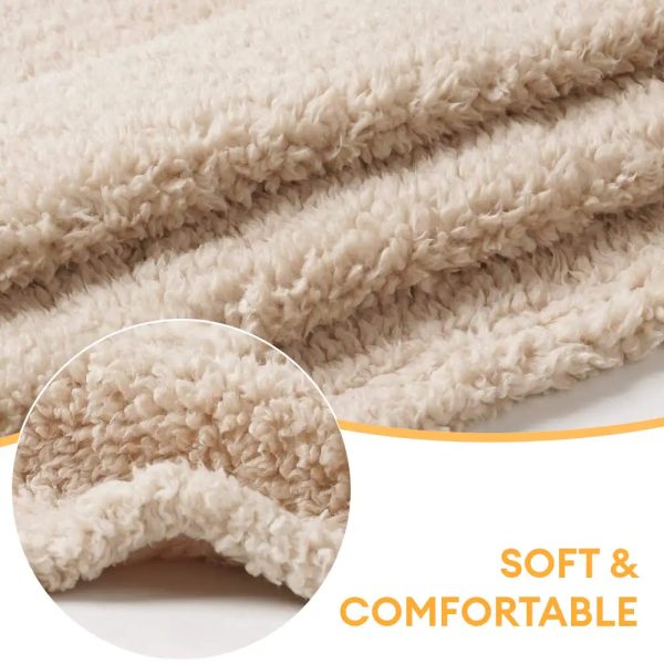polar fleece comfortable warm multifunctional pet blanket 17