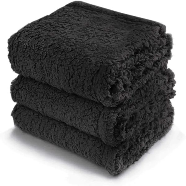polar fleece comfortable warm multifunctional pet blanket 23