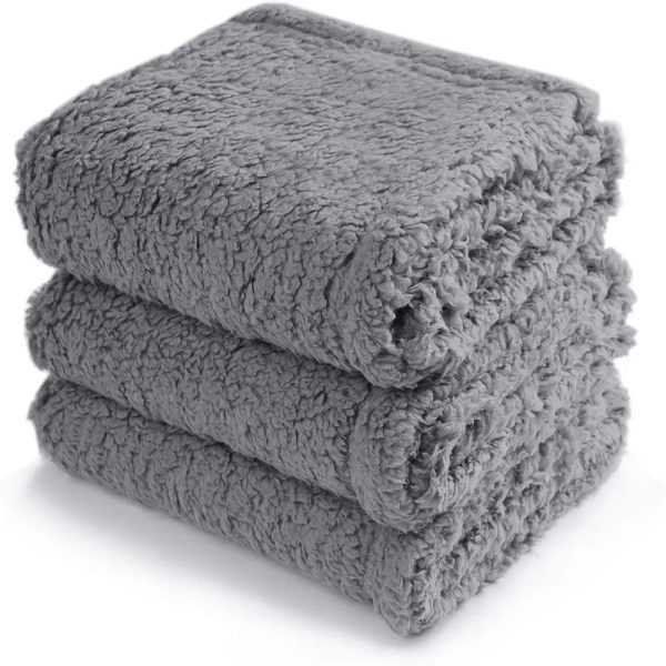 polar fleece comfortable warm multifunctional pet blanket 24