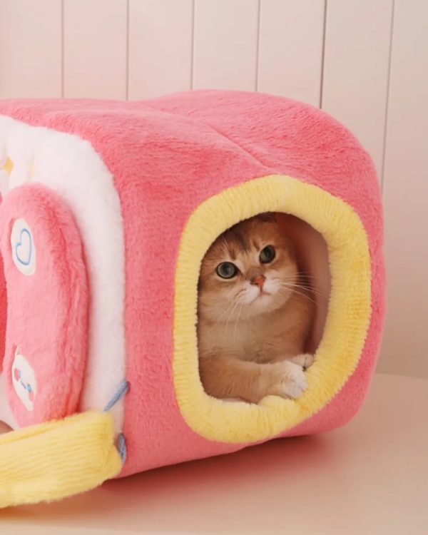 polaroid camera pet sleeping bed 12