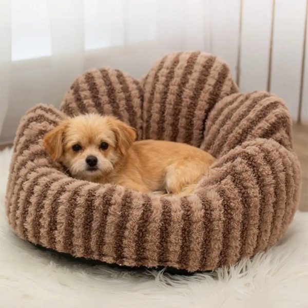 petal shaped striped plush pet sofa bed 13