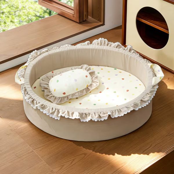floral sweetheart print lace trim round pet bed 17