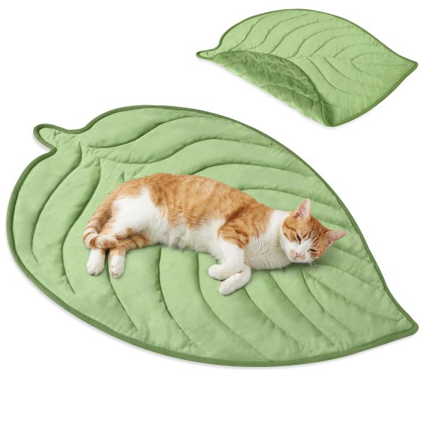 unique shaped reversible pet blanket mat 18