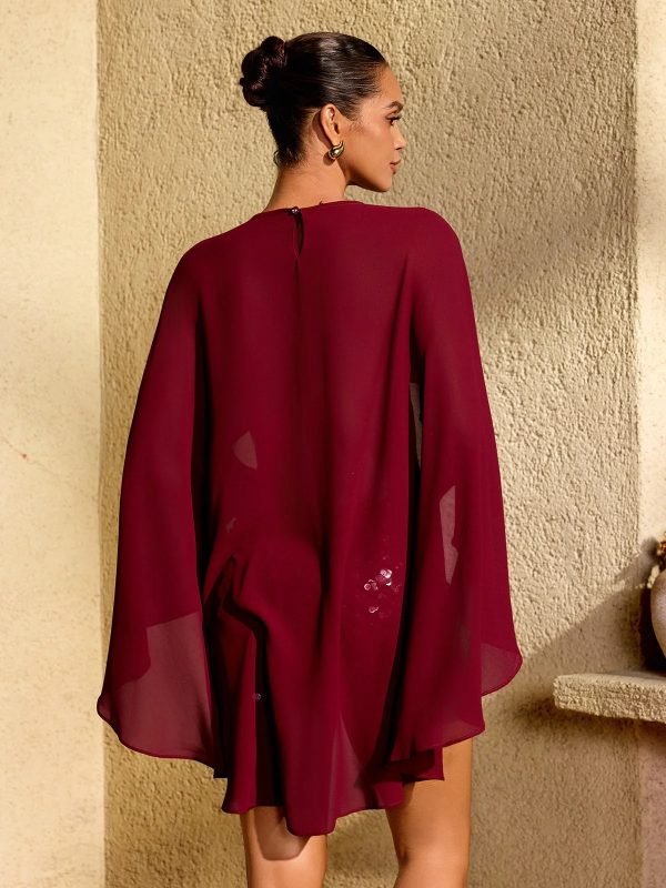 korvannis cape flower sequin skirt set in wine 16