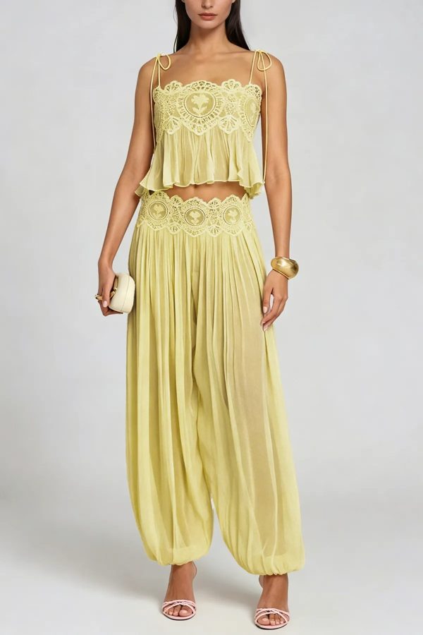 hyquorin spaghetti pleated pants set in yellow 12